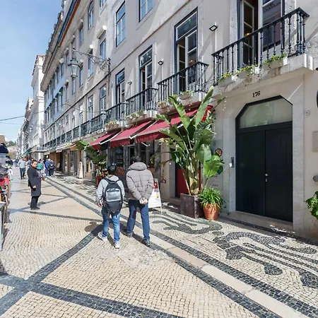 Luxury In Shared In Downtown Rum i privatbostad