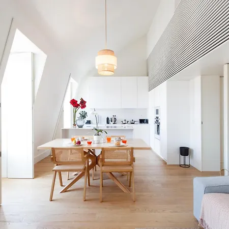 Luxury In Shared In Downtown Rum i privatbostad