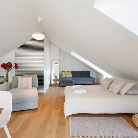 Rum i privatbostad Luxury In Shared In Downtown *