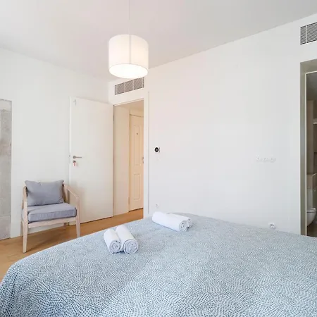Quarto em Acomodações Particulares Comfortable In A Shared In The Center Of Lisboa