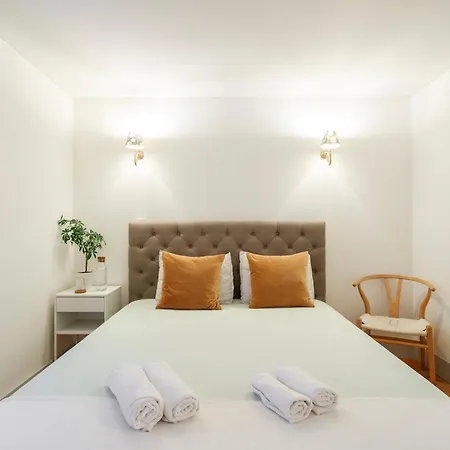 Comfortable In A Shared In The Center Of Lisboa